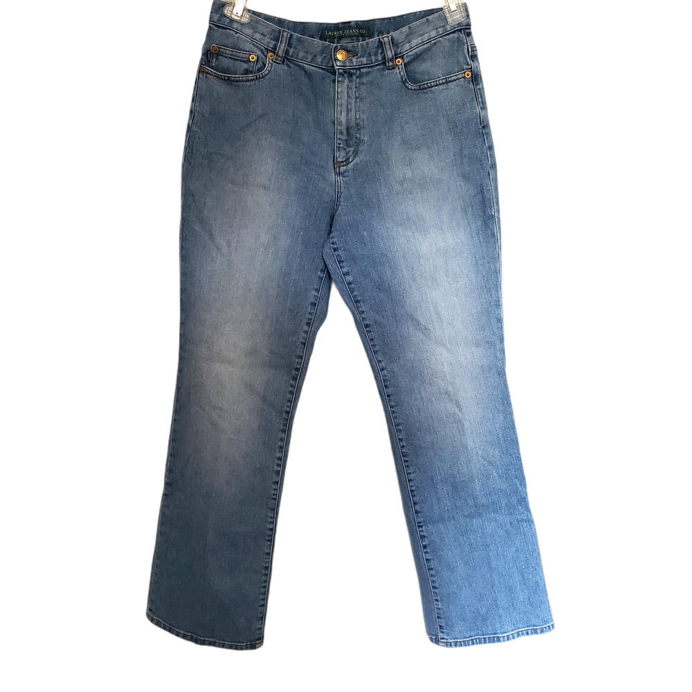 Straight Leg Women’s Jeans in Faded Blue